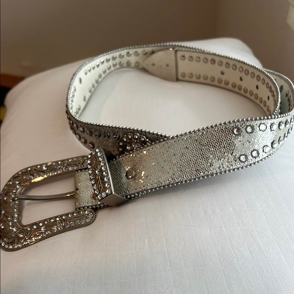 Dell White Silver Studded Belt